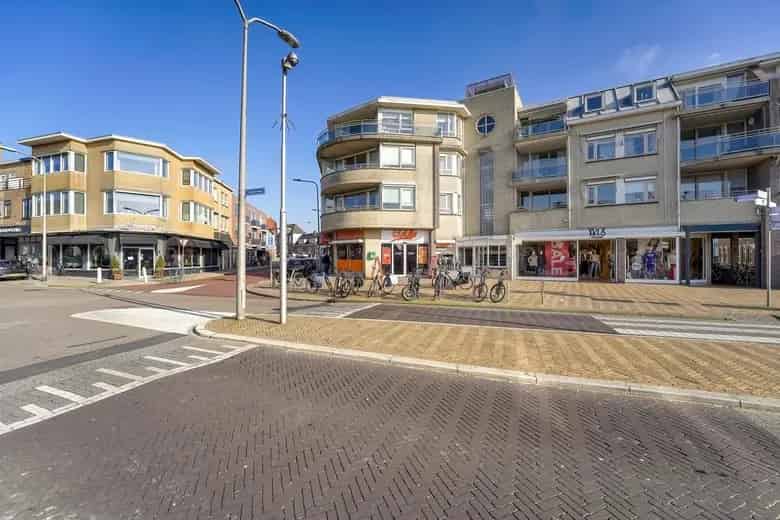 850m2 Winkelruimte te Huur Katwijk