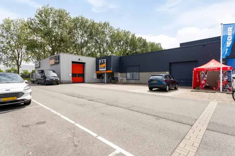 Bedrijfshal Haarlem 1463m2 Te Huur Waarderpolder