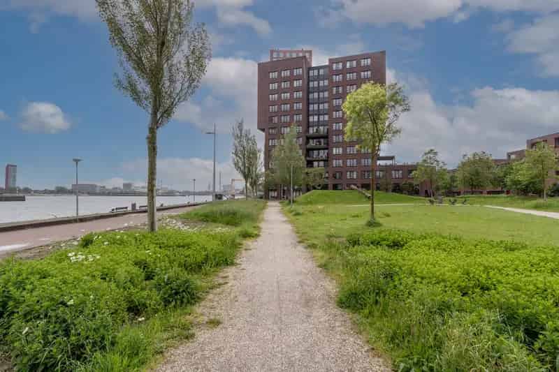 Appartement te koop Rotterdam Lloydkwartier Maas uitzicht