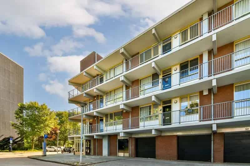 2 Kamer Appartement Amsterdam Noord Gerenoveerd 54m2 Balkon