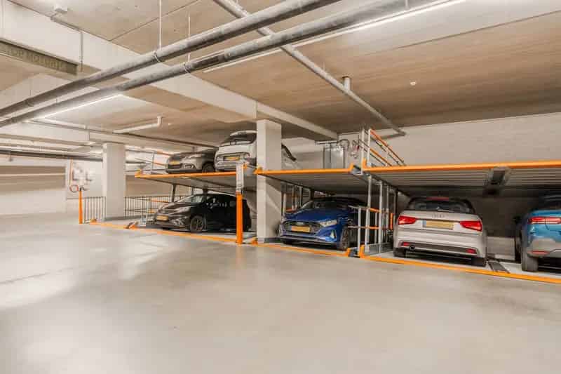 Parkeerplaats te koop Holland Park Diemen
