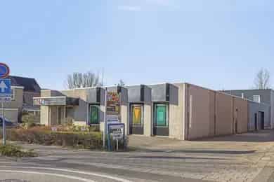 718m2 Bedrijfsruimte te Koop Waalwijk Showroom Kantoor Werkplaats