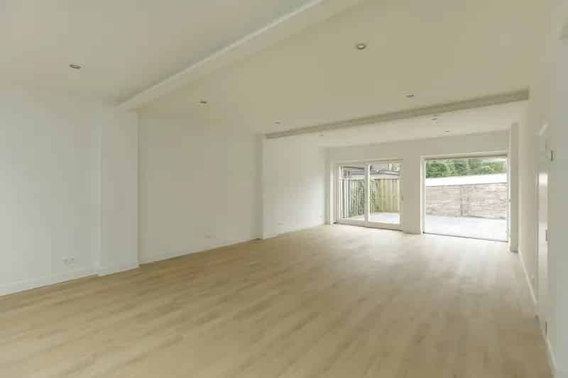 Appartement 157m2 Hilversum: Luxe gerenoveerd met terras en parkeerplaats