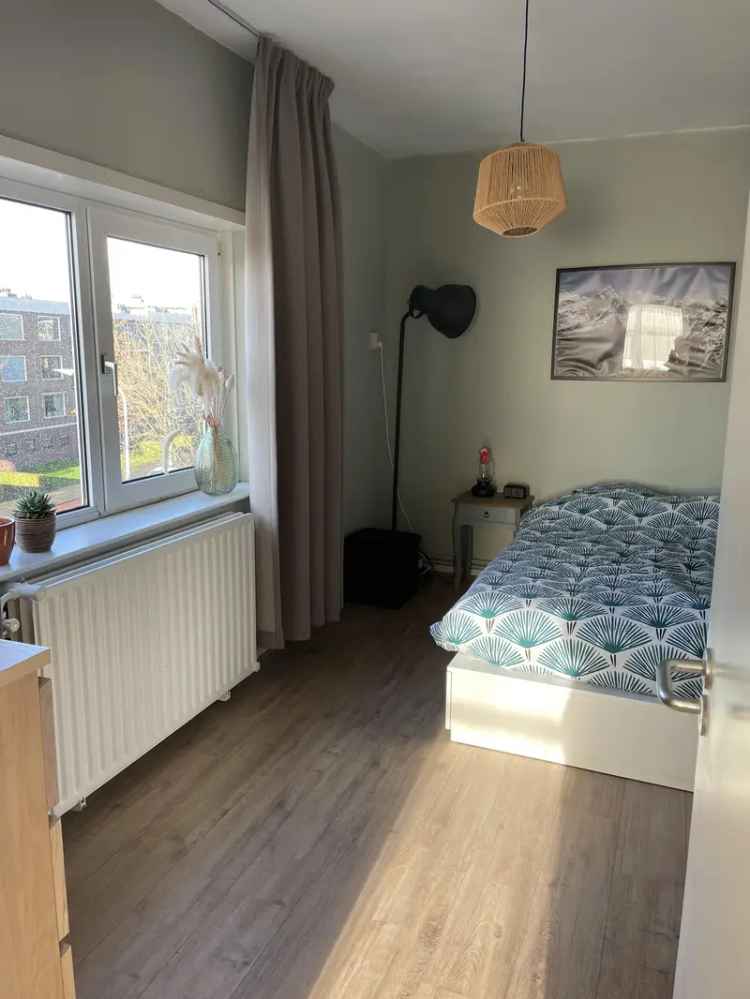 Groot appartement beschikbaar voor onderverhuur