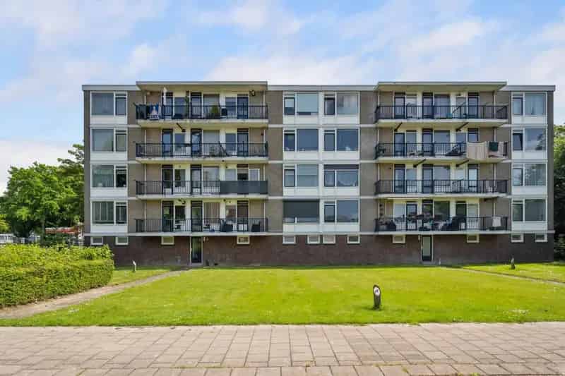 Instapklaar 3-kamer Appartement Dordrecht Nabij Winkelcentrum Crabbehof