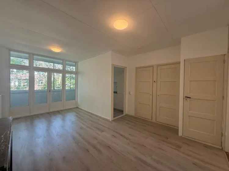 2 Kamer Appartement Studenten Nabij Winkels Openbaar Vervoer