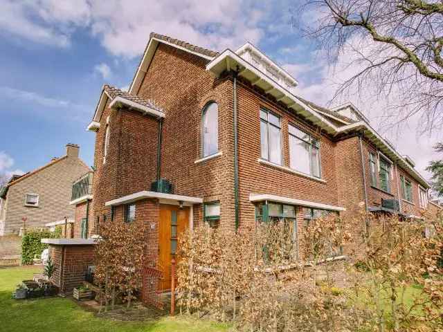 Hoekwoning Raadhuiskwartier Leidschendam