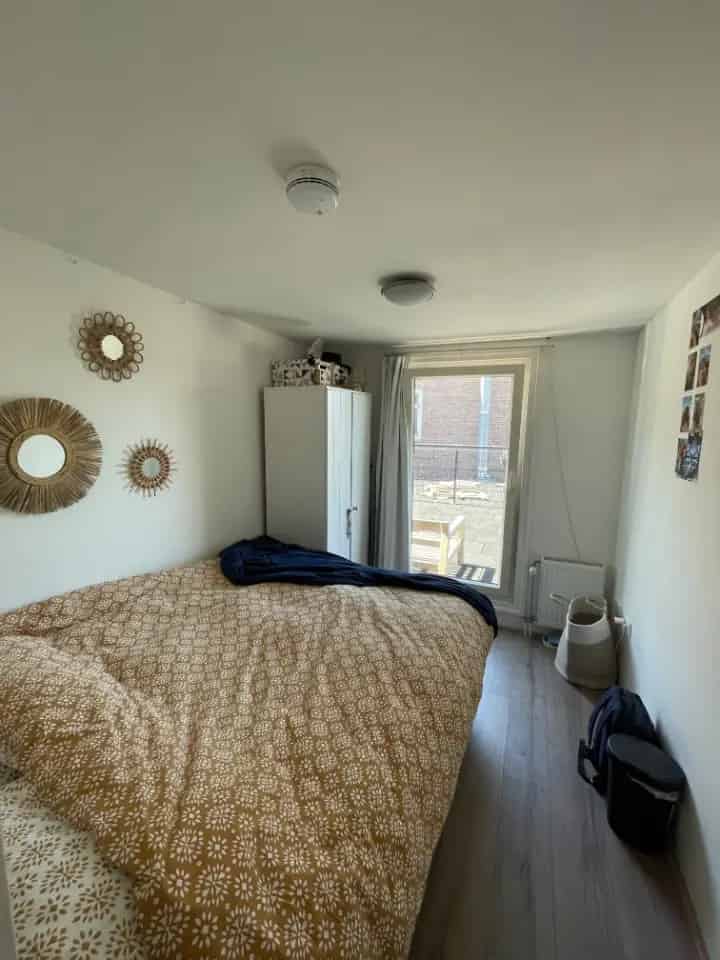 Mooie kamer met dakterras