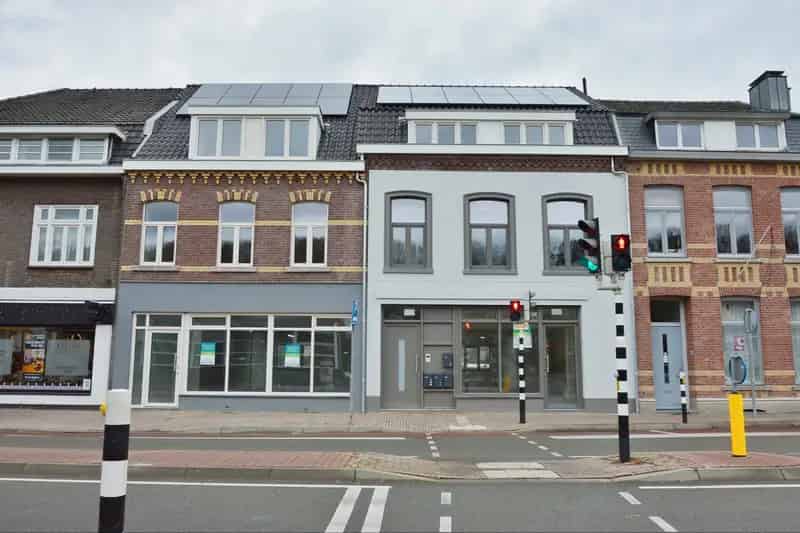 Commerciële Ruimte te Huur Rijksweg Gulpen 236m²