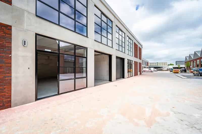 Bedrijfshal Huizen 200m² te koop District H