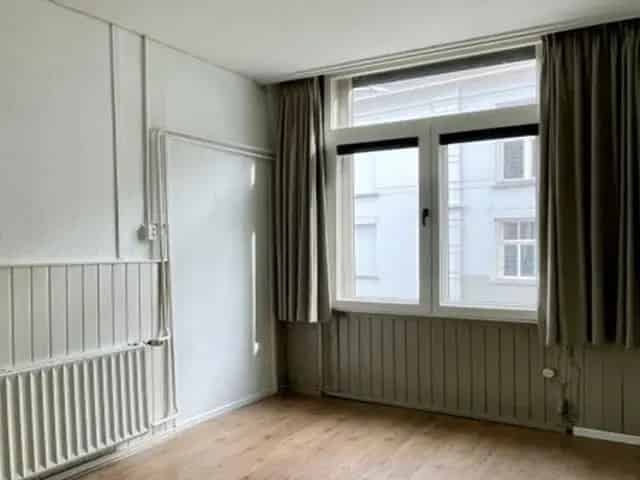 Kamer Ubbergen: Studentenkamer 13m2 Nabij Nijmegen