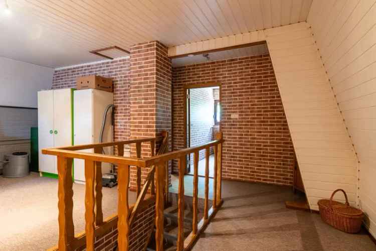 Vrijstaande woning Koningsbosch 17165m2 Bos Tuin Bijgebouwen