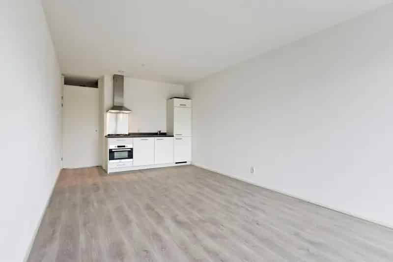 2 Kamer Appartement Haarlem Nabij NS Station