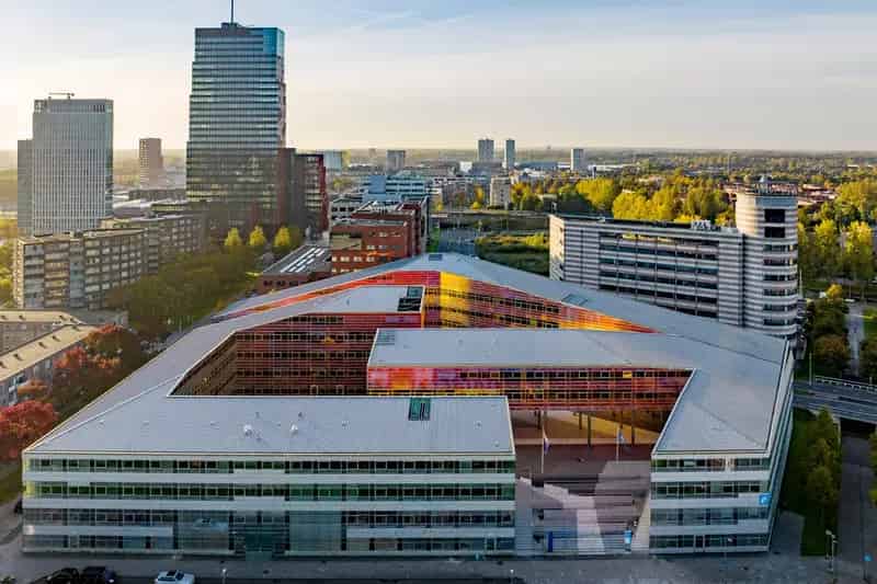 Kantoorruimte te huur Almere La Defense