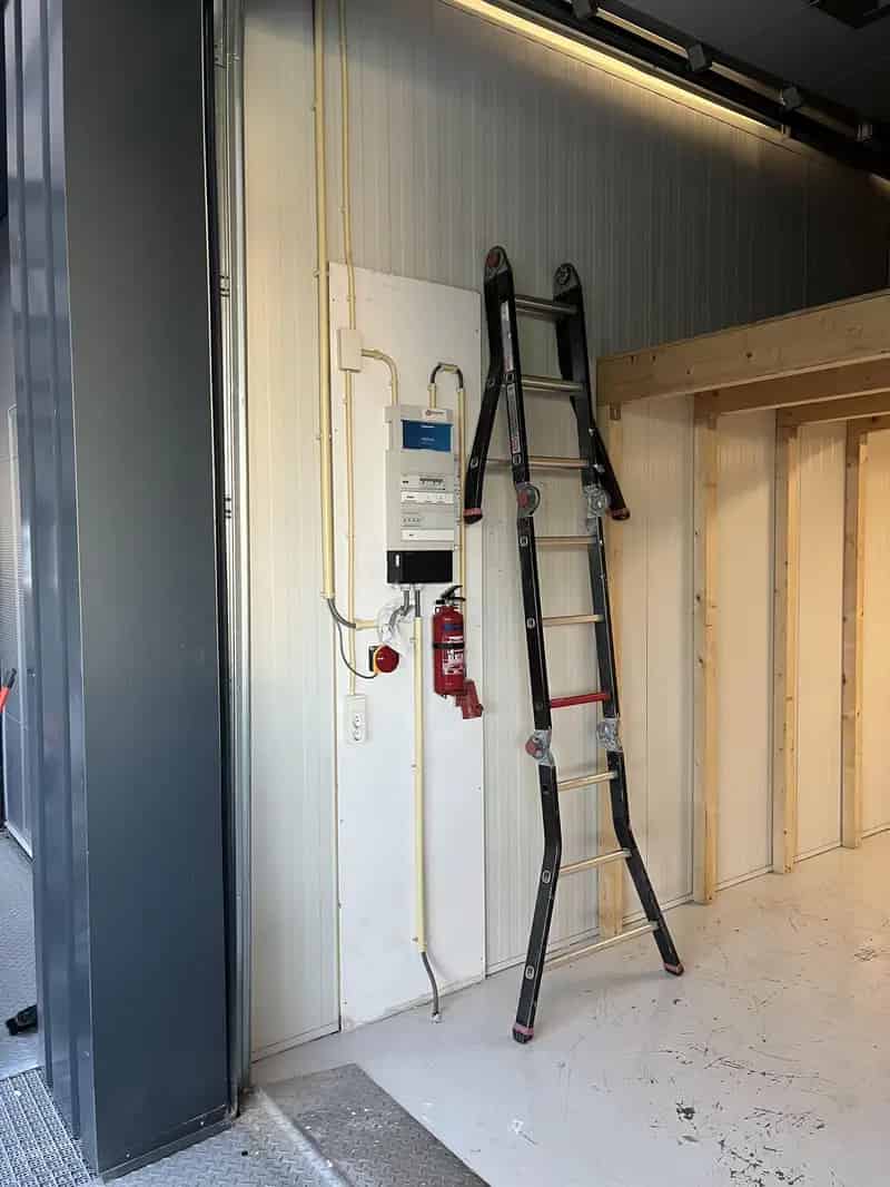 Bedrijfshal Assendelft te Huur 32m2 Opslagruimte