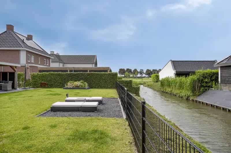 Huis te koop Meteren: Moderne Villa met 4 slaapkamers en A+ label