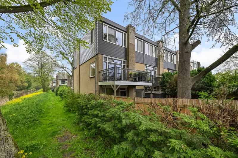 Huis te koop Amsterdam Tuindorp Oostzaan 160m2 Dubbele Bewoning MantelZorg