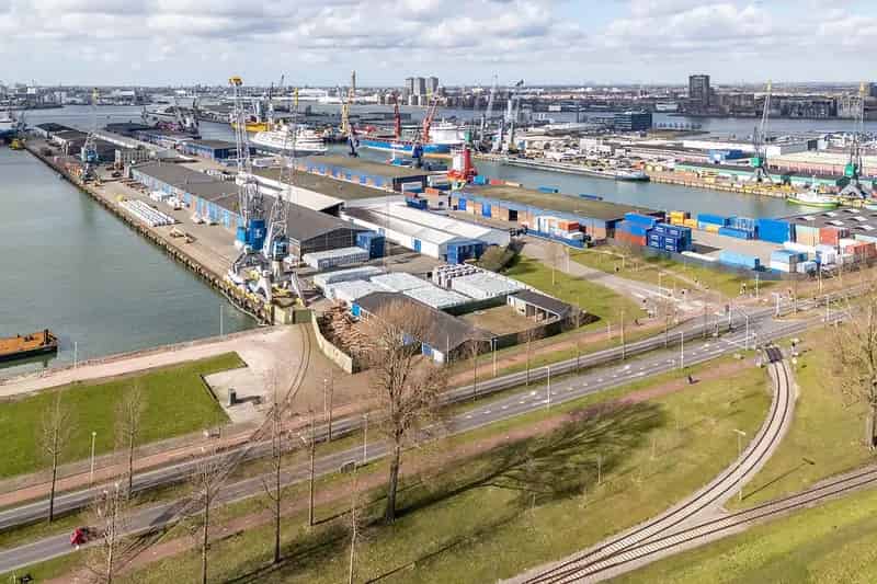Bedrijfshal Rotterdam te Huur Multimodale Terminal