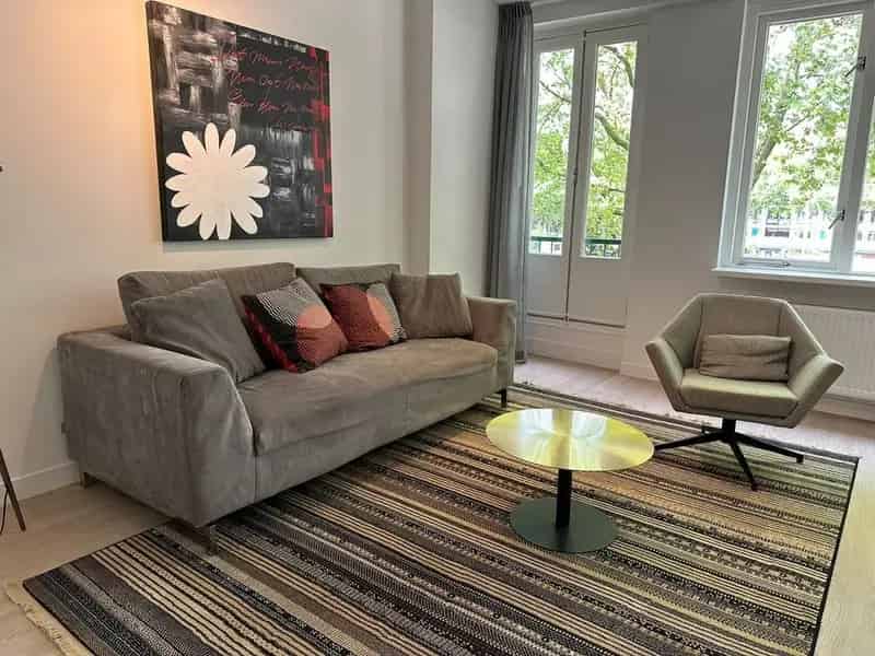 bovenwoning 70m2 1979 extra berging 8m2