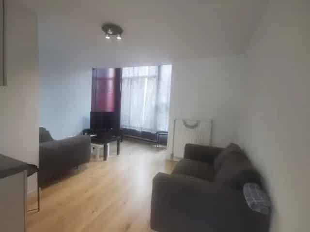 Te Huur Een Bijzondere Familiewoning in Hoofddorp