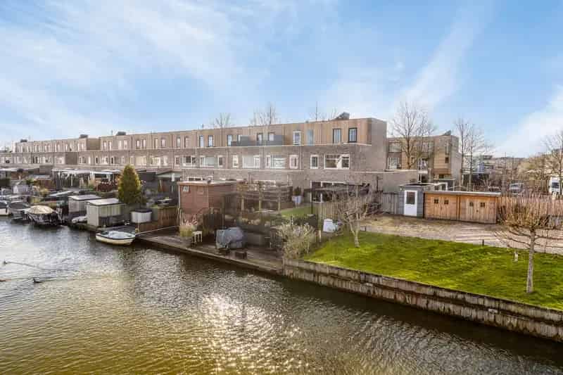 Hoekwoning Almere Stripheldenbuurt Aan Het Water