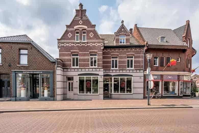 194m2 Winkelruimte Tegelen Gemeentelijk Monument