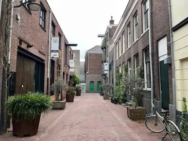Centrum Arnhem appartement nabij winkels en station