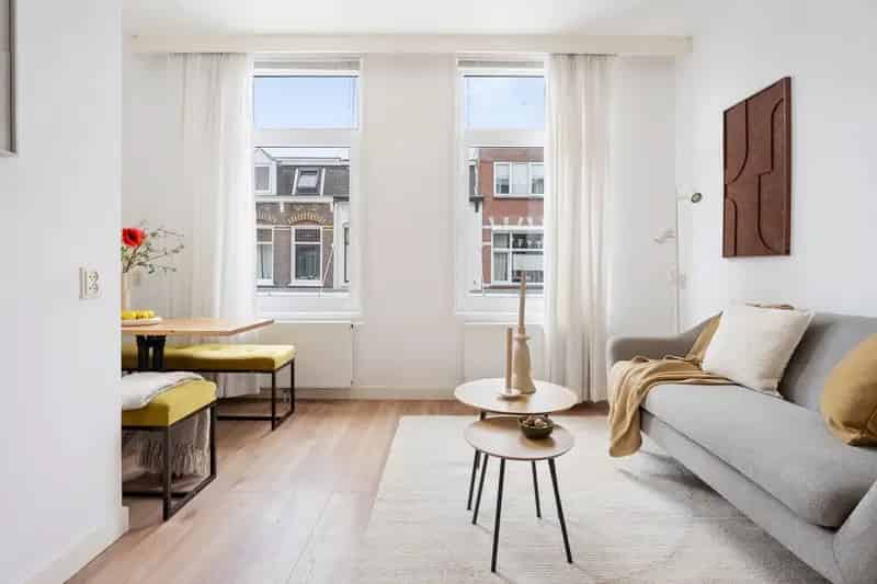 Appartement Haarlem Generaal Cronjéstraat: startersappartement met dakterras
