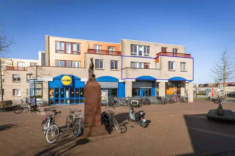 3 Kamer Appartement Almere Kruidenwijk Ruim Balkon Luxe Afwerking