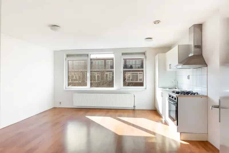 2 Kamer Appartement Rotterdam Tarwewijk Nabij Zuidplein