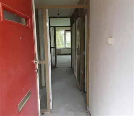 3 Kamer Seniorenwoning Rotterdam Pendrecht Balkon Parkeerplaats