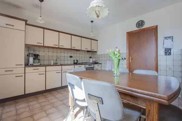 Vrijstaande woning Heythuysen 4 slaapkamers grote garage
