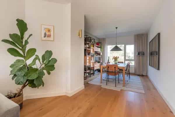 Te Huur: Licht Appartement 70m2 in Watergraafsmeer