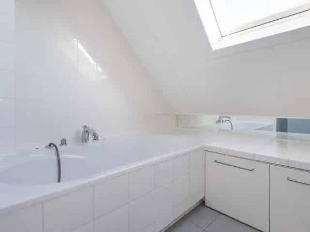 Vrijstaande woning Pijnacker nabij recreatiegebied en openbaar vervoer