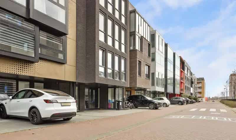 Zeer Luxe Benedenhuis Amsterdam 4 slaapkamers 2 badkamers