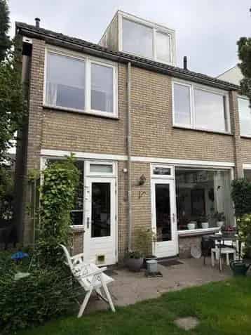 Ruime Hoekwoning met Garage te Elst - Beleggingsobject