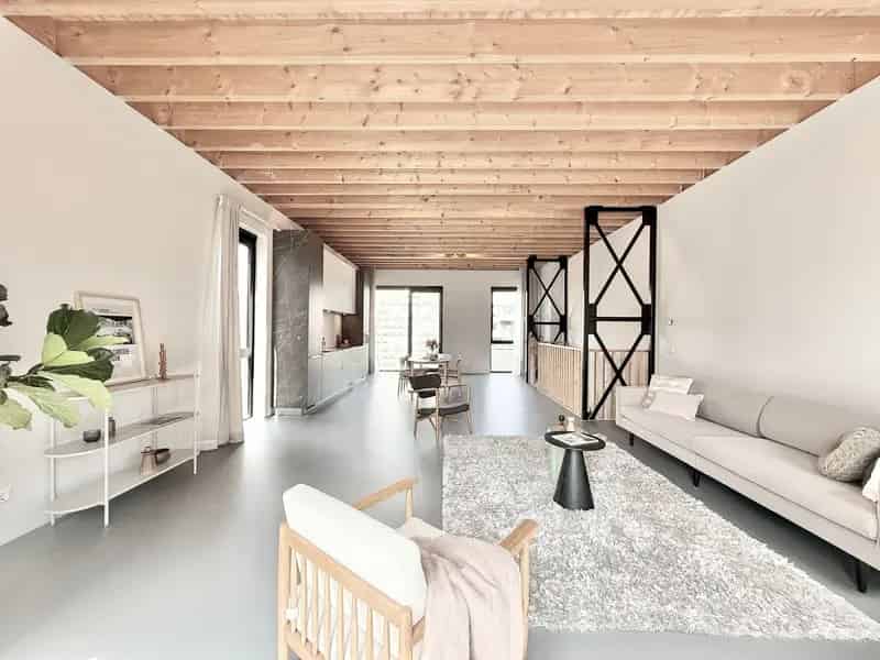 Amsterdam Noord Ruime Hoekwoning 150m2 4 slaapkamers IJ zicht