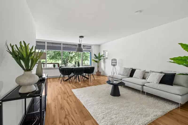 Appartement te koop Utrecht Voordorp: duurzaam 2 slaapkamers zonnig balkon