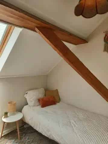 Achterhuis Friesland te huur: Ruime keuken, tuin 5000m2