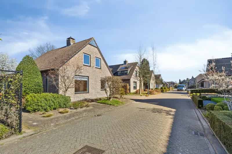 Vrijstaande woning Rijsbergen 3 slaapkamers grote tuin