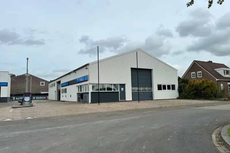 Bedrijfshal te Huur Lage Zwaluwe 430m2