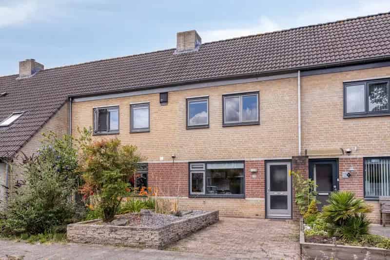 Eengezinswoning Geertruidenberg 3 slaapkamers tuin