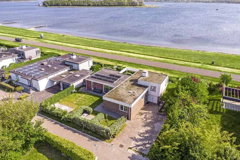 Unieke woning Veerse Meer 4 slaapkamers 3 badkamers