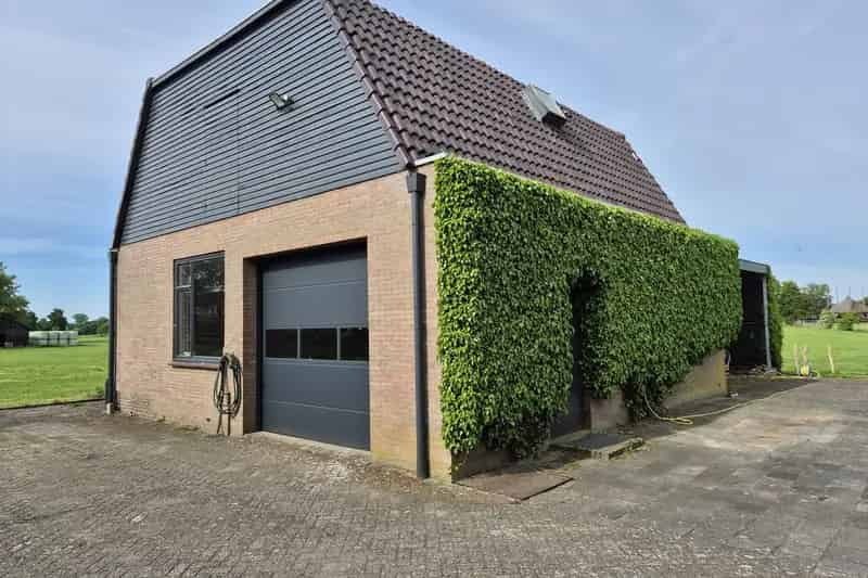 Bedrijfshal Lunteren | Zoek bedrijfshallen te huur: Kruisbeekweg 41 6741 NE Lunteren 