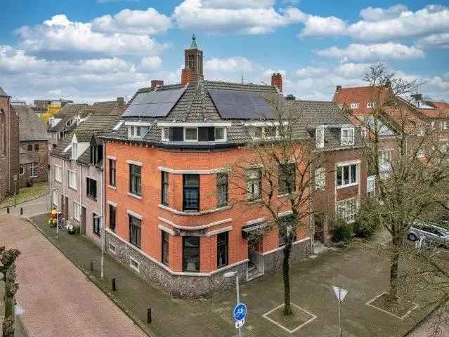 Belegging Venlo | Zoek beleggingen te koop: van Cleefstraat 1 5911 BD Venlo [funda in business]