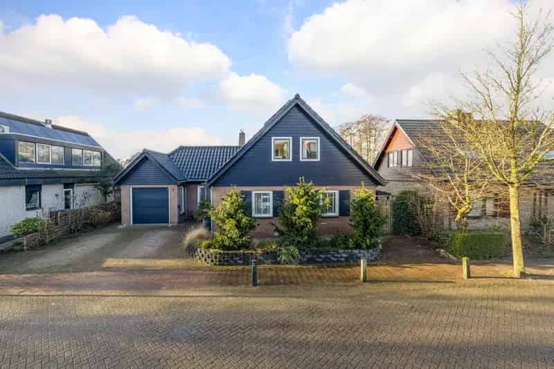 Huis te koop Zevenhuizen 4 slaapkamers grote tuin polderzicht