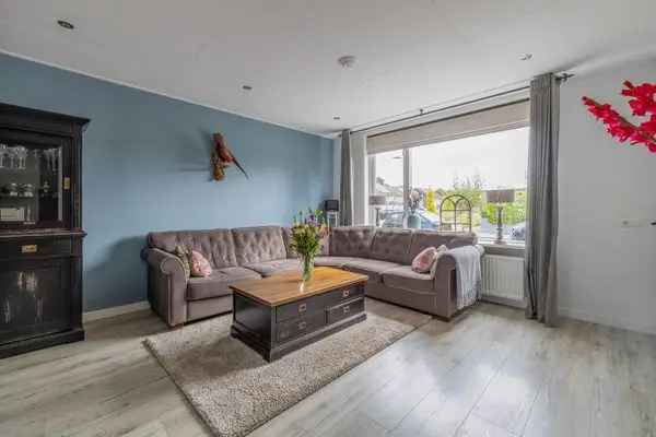 Te Koop: Gezellige Tussenwoning Nieuwe Tonge 3 slaapkamers