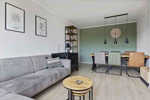 Ruim 4 kamer appartement Apeldoorn Zuid 3 slaapkamers balkon