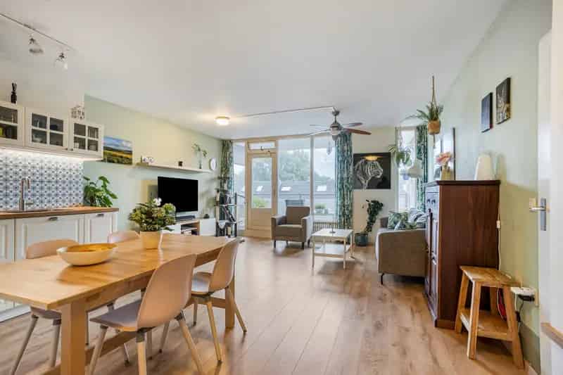 Ruim 4-kamerappartement Haarlem - 3 slaapkamers, 2 balkons