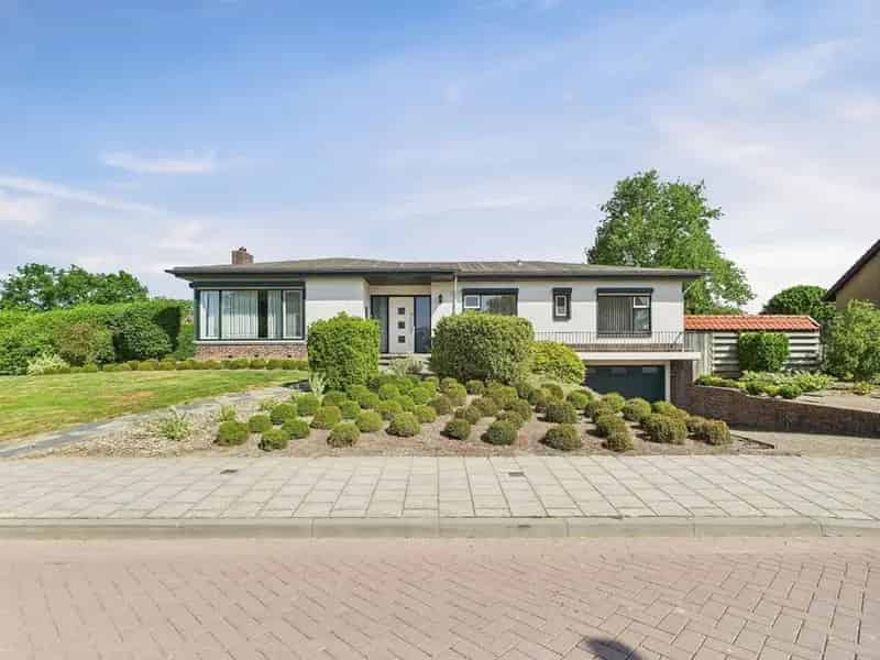 Huis Te Koop , 19, John F. Kennedysingel, Kloosterzande, Zeeland